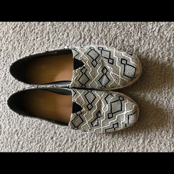 Aztec Toms - Picture 2 of 4